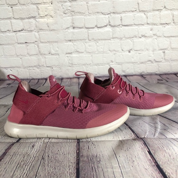 Nike Women Free Run Commuter Shoe